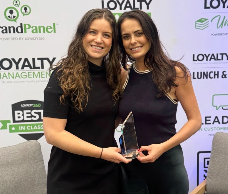 Chime employees accepting Loyalty360 award.